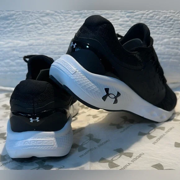 UNDER ARMOUR CHARGED VANTAGE 2E MENS ATHLETIC SNEAKERS - Picture 6 of 10